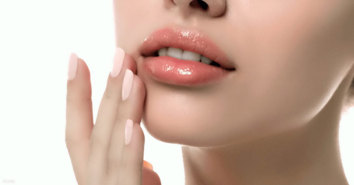 بزرگ کردن لب ها با روش های خانگی 1