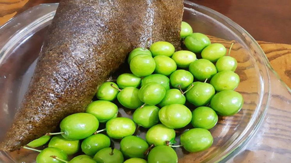 تهیه لواشک گوجه سبز
