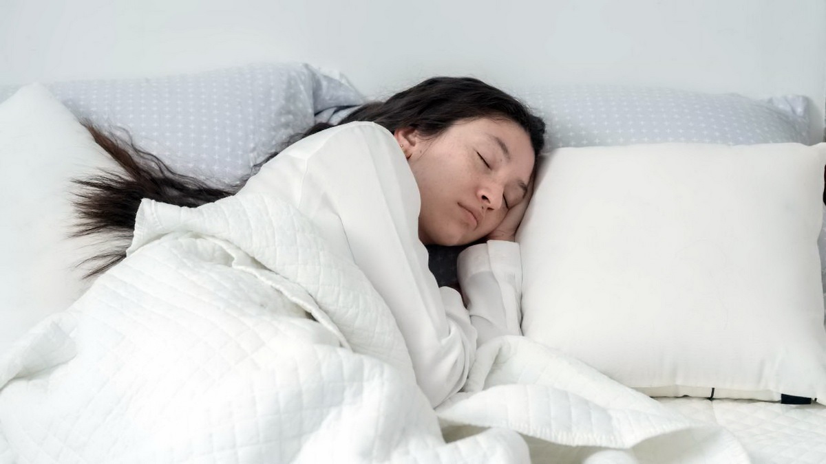 10 روش برای داشتن بدنی سالم و خوش فرم-خواب کافی