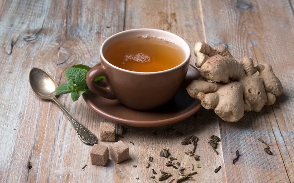 8 چربی سوز گیاهی-چای سبز و زنجبیل