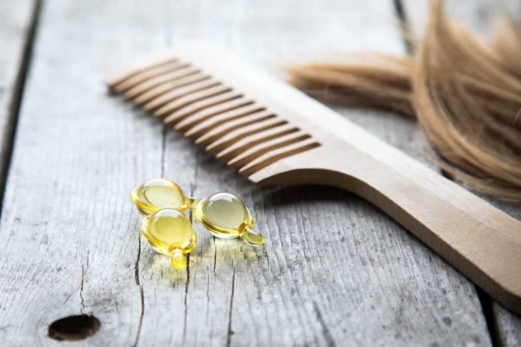 جلوگیری از ریزش مو با 10 نکته ساده-استفاده از ویتامین ها
