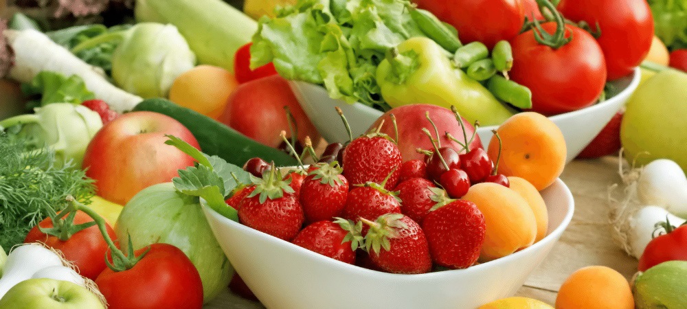 راهکارهای موثر برای آب کردن چربی شکم-استفاده از میوه و سبزیجات