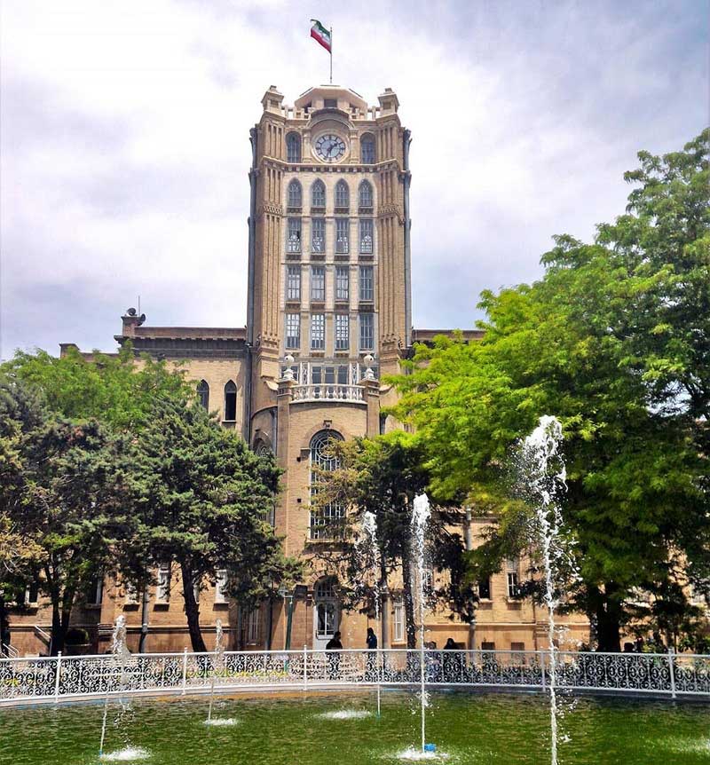 میدان ساعت تبریز؛ منبع عکس: itto.org؛ عکاس: نامشخص