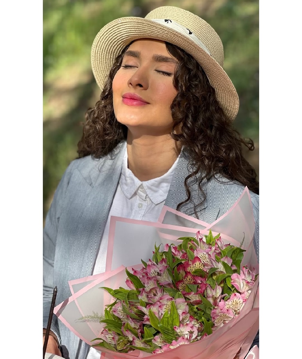 استایل بهاری ساناز سعیدی در روز تولدش 1