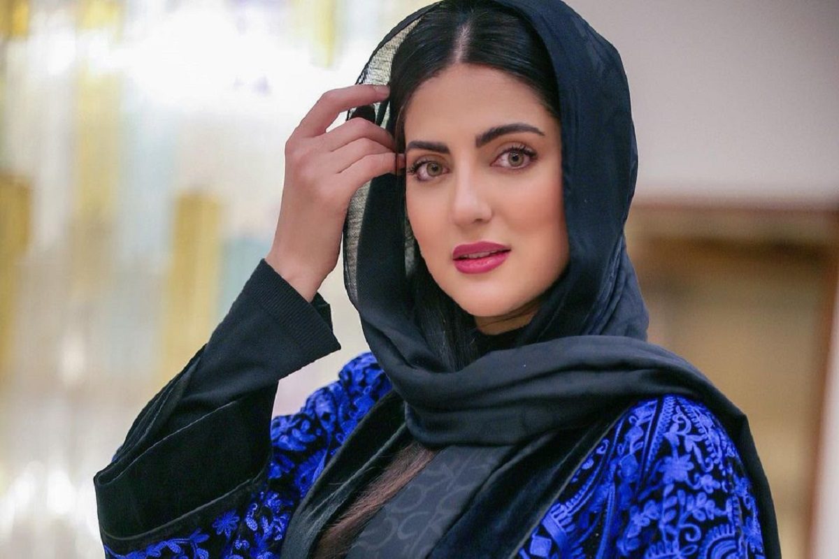 استایل شاهانه هلیا امامی با نقش ناصرالدین شاه پربازدید شد